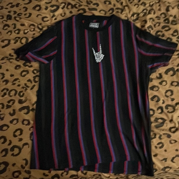 Graphic tee - Picture 1 of 1